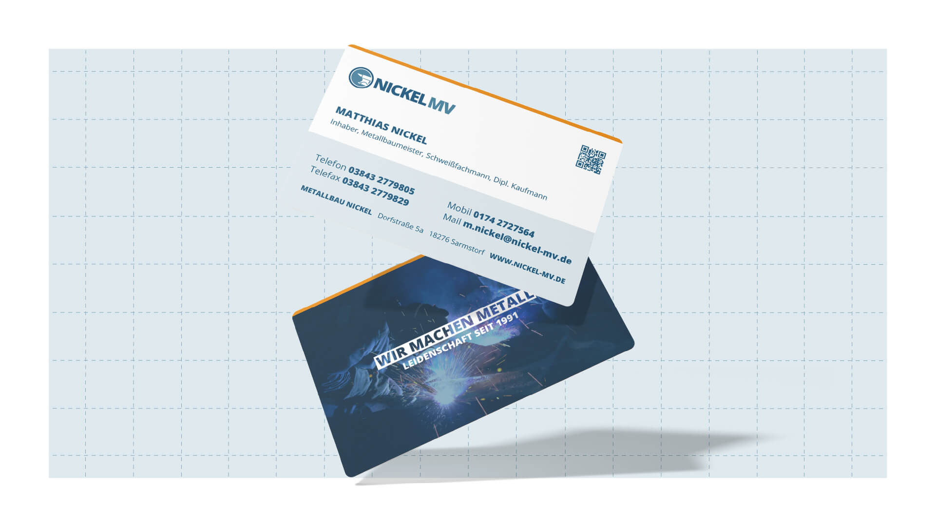Vorder- und Rückseite der Visitenkarte im Corporate Design von Metallbau Nickel